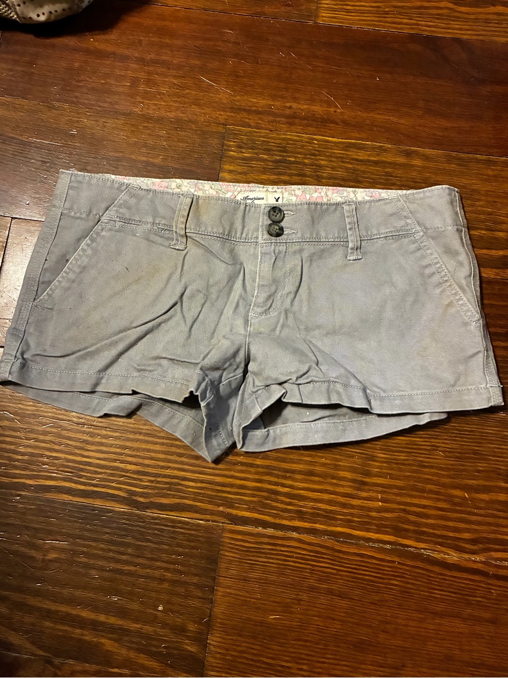American Eagle Outfitters Light Gray High-Waist Women's Shorts